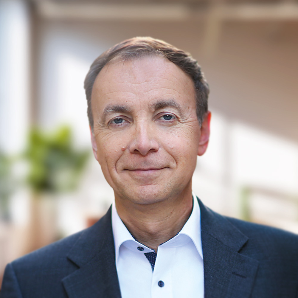 Lutz Rosenau – Ansprechpartner für 24-Stunden-Pflege in Lübeck